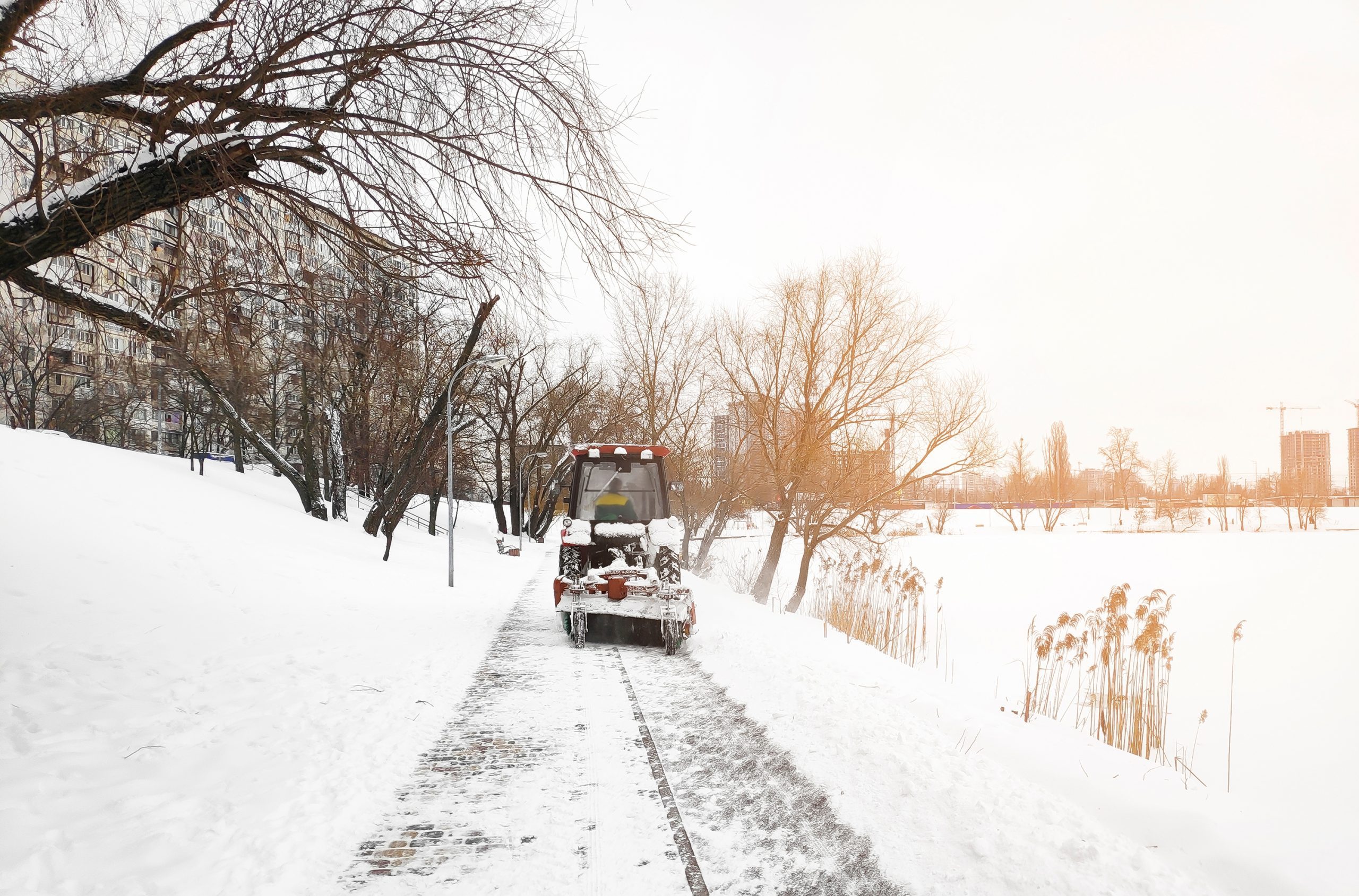 GlanzRein-snow-truck